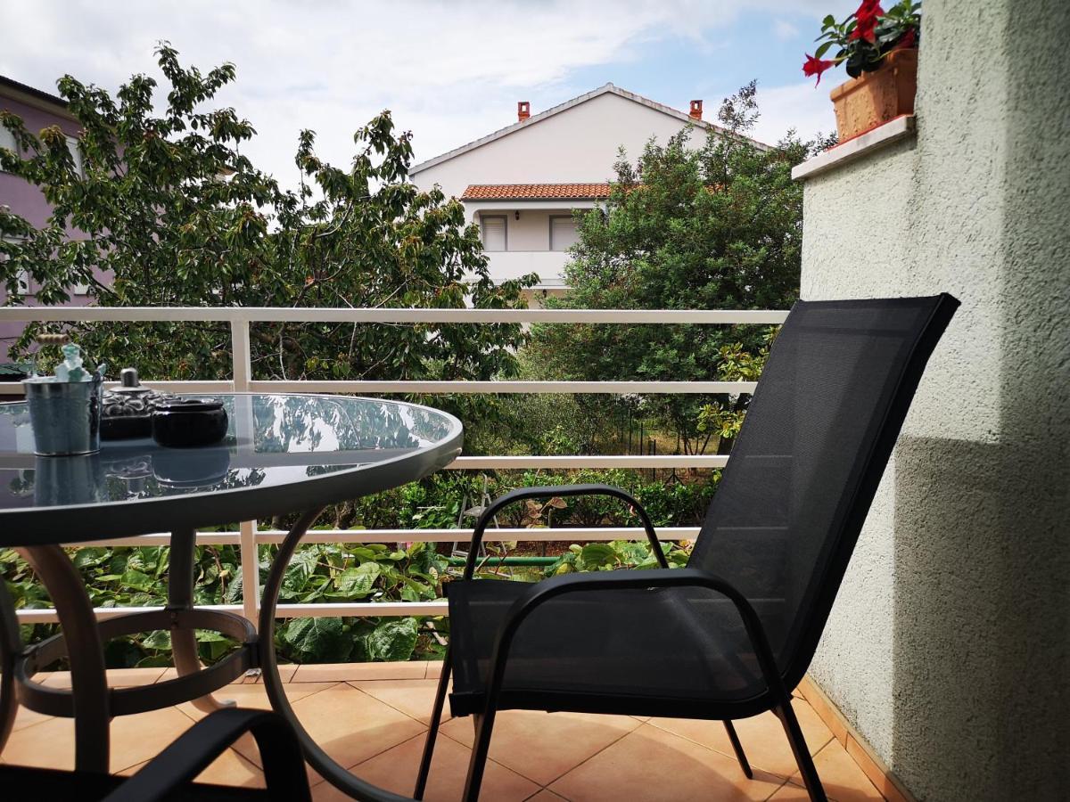 Chillout Apartments With Pool Patricia Fažana Exterior foto