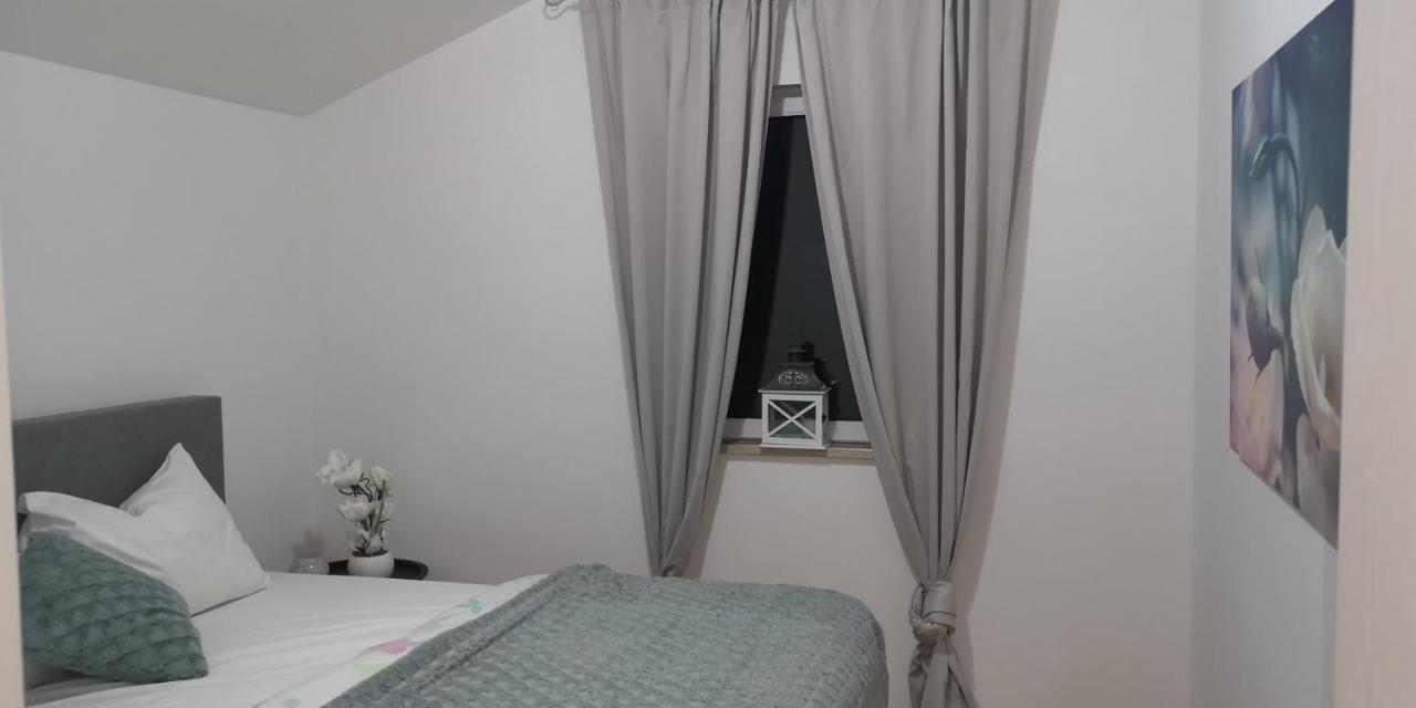 Chillout Apartments With Pool Patricia Fažana Exterior foto