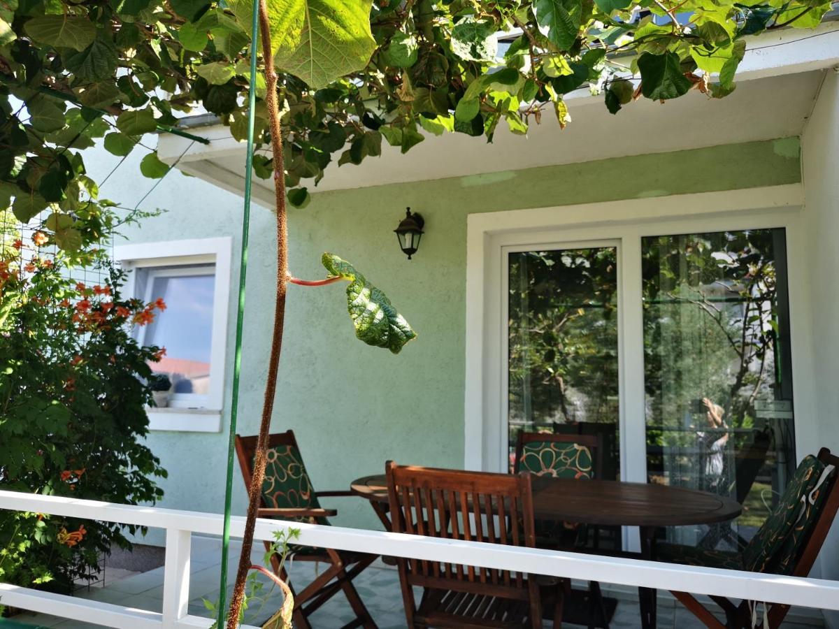 Chillout Apartments With Pool Patricia Fažana Exterior foto